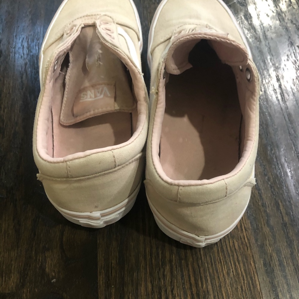 Vans - Picture 6 of 8